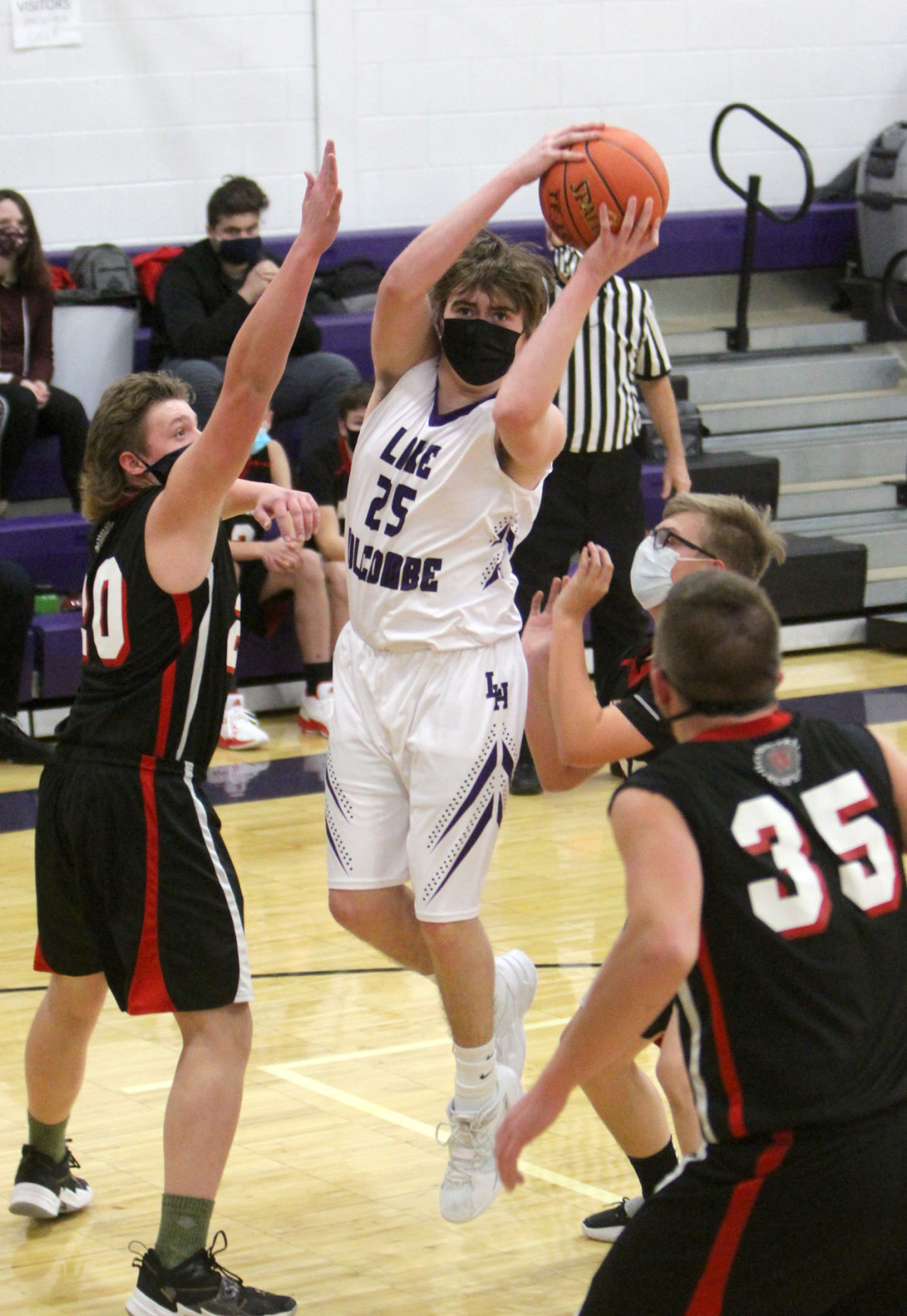 Winter at Lake Holcombe boys basketball 1-5-21